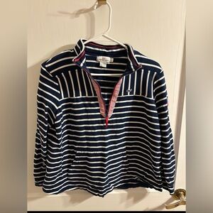 Vineyard Vines striped pullover size Large